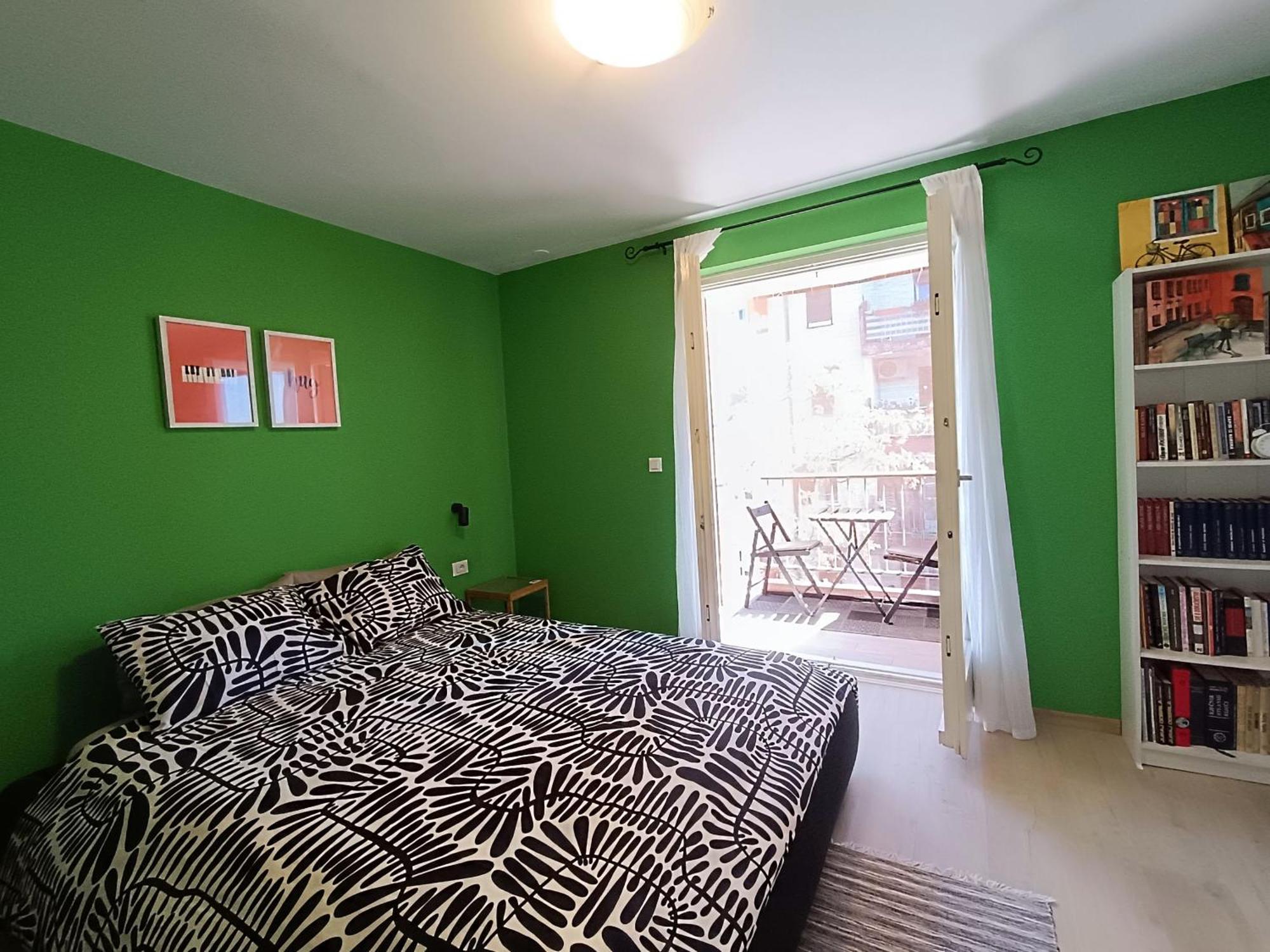 Apartment Travel Stop *